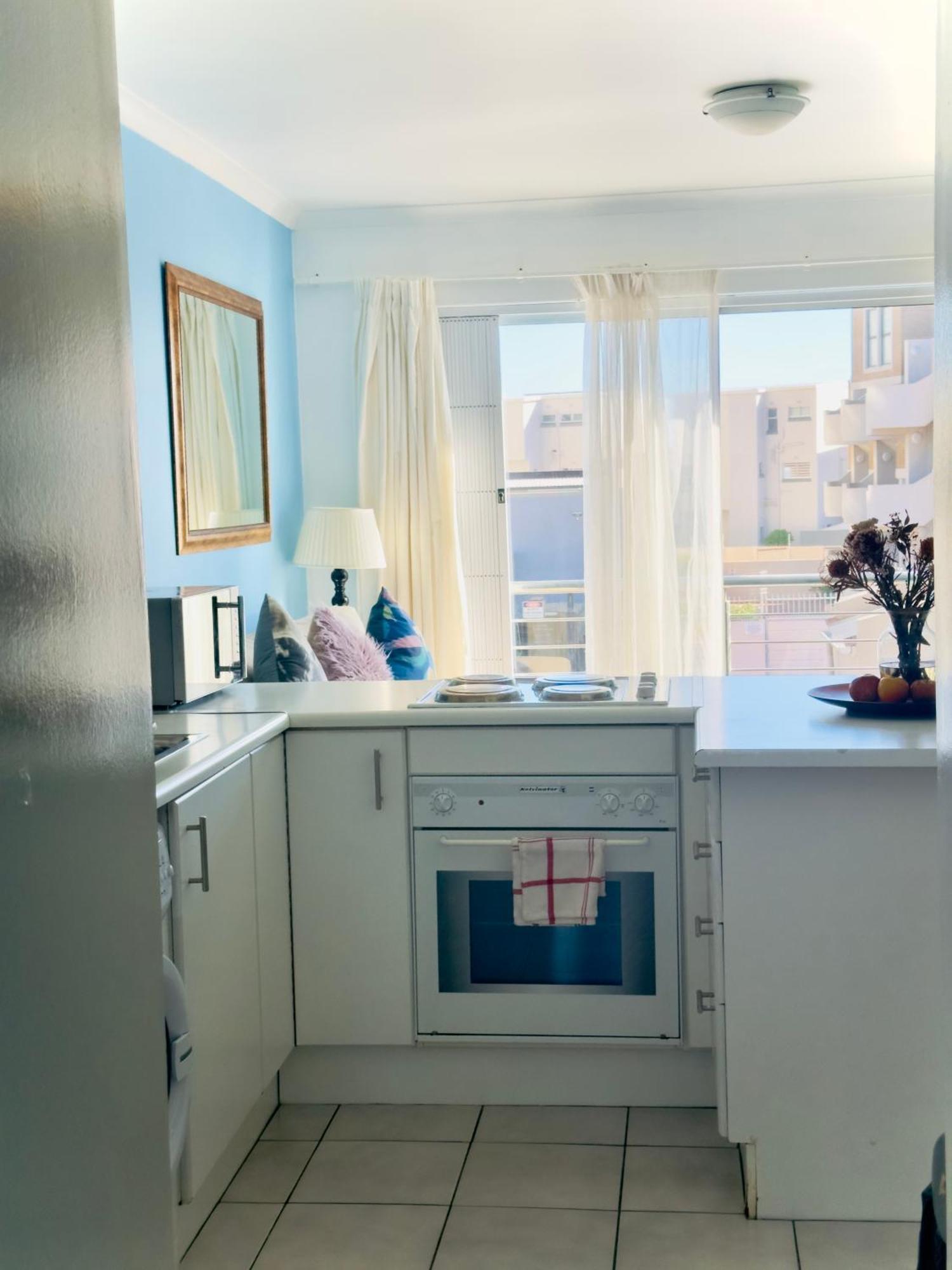 Caline Vip Apartments, Beach Close Bloubergstrand Extérieur photo